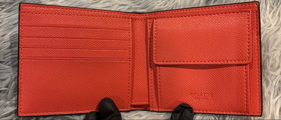 マ*ン様 【新品】COACH 二つ折り財布 サーモンピンク