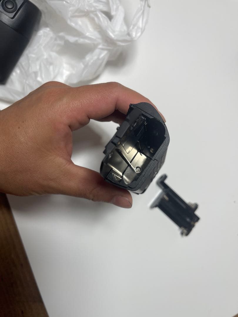 Nikon MB-21バッテリーグリップ