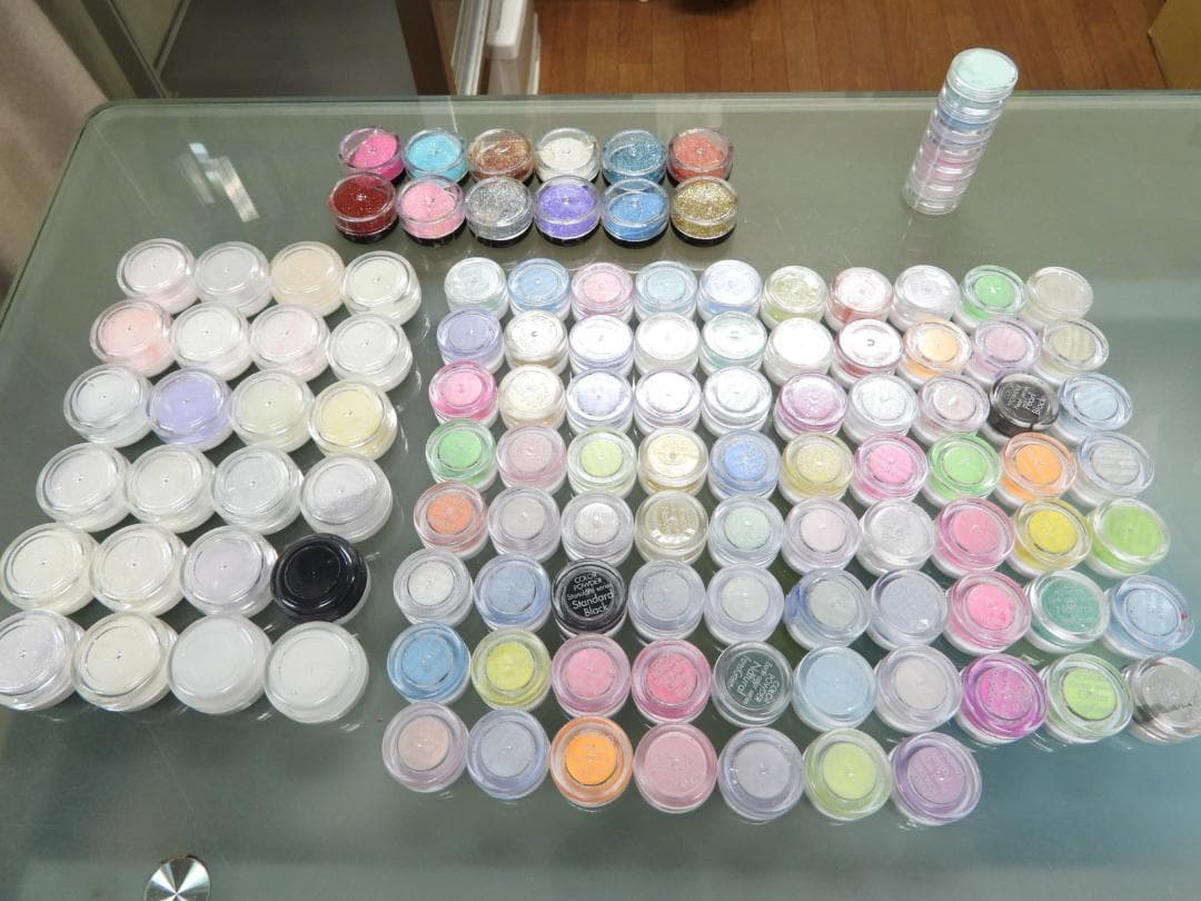 ネイルパウダーセット多色 ３D　COLOR アクリルグリッターパウダー計１０４本