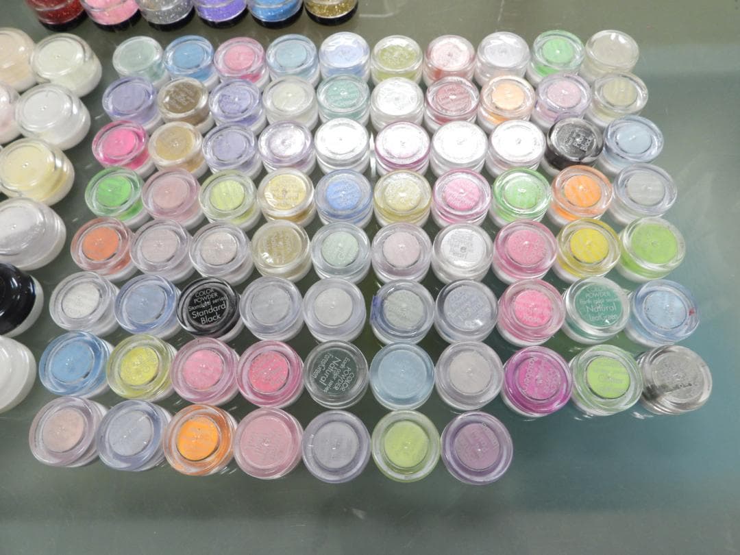 ネイルパウダーセット多色 ３D　COLOR アクリルグリッターパウダー計１０４本