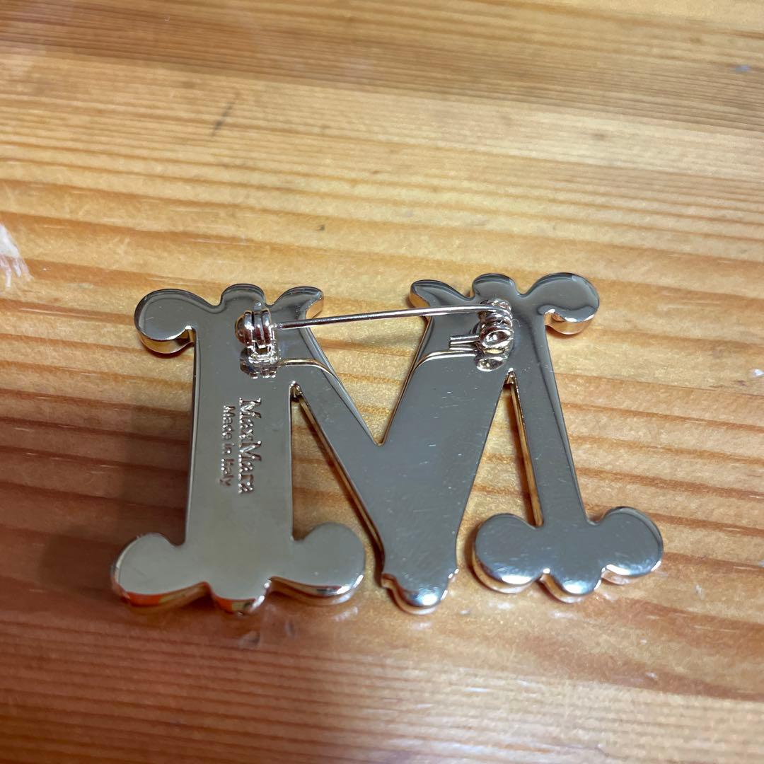 値下げ！Ｍaxmara ブローチ