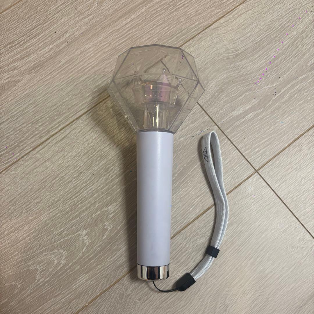 m!lk ミルクラスタル　ペンライト