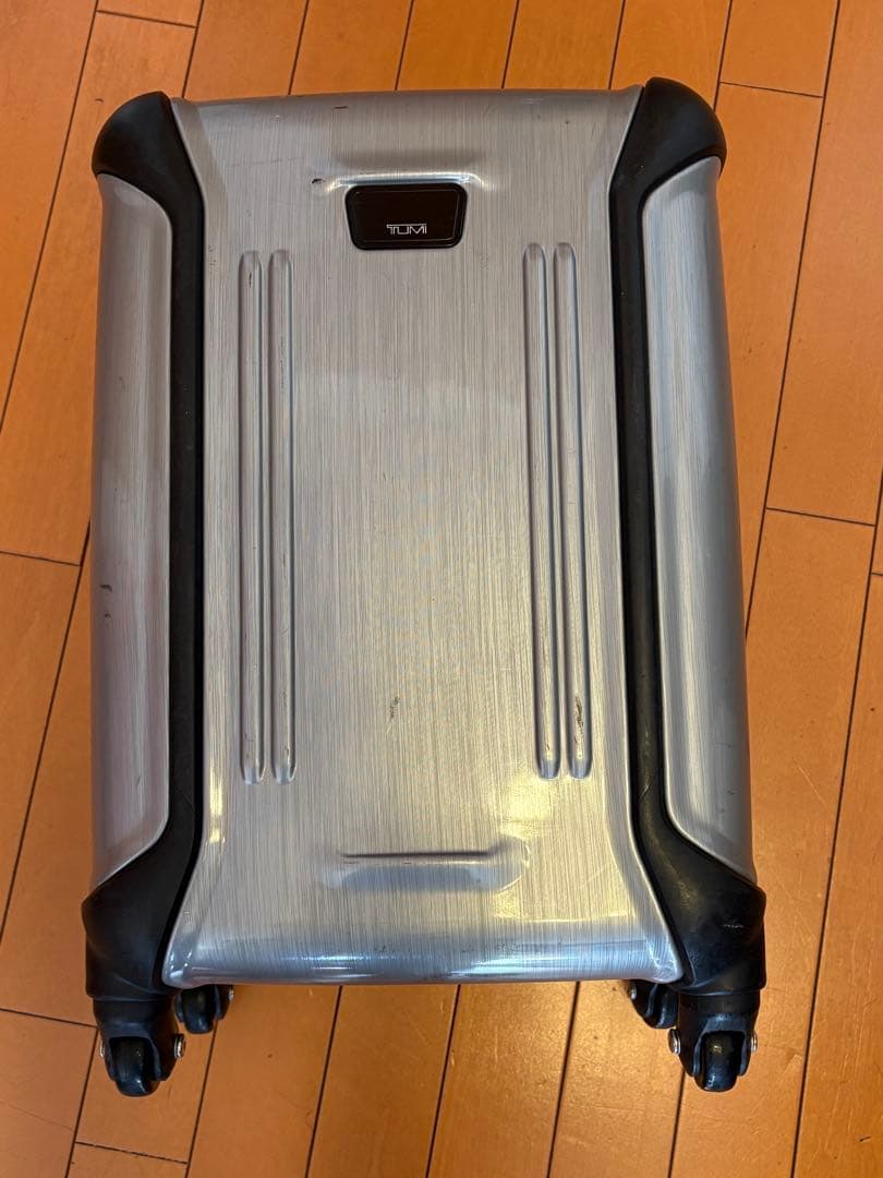 訳アリ　TUMI トゥミ　機内持ち込みキャリーバッグ　28020SL V