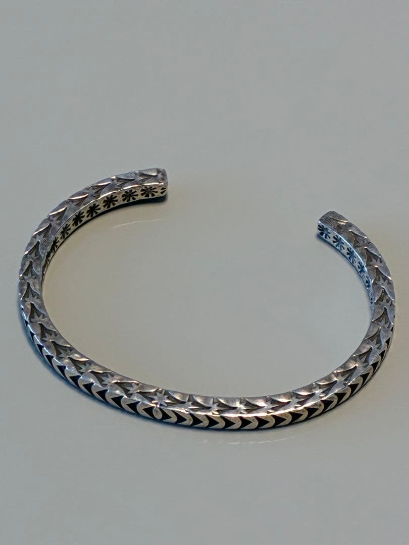 サンシャインリーブス バングル ナバホ族