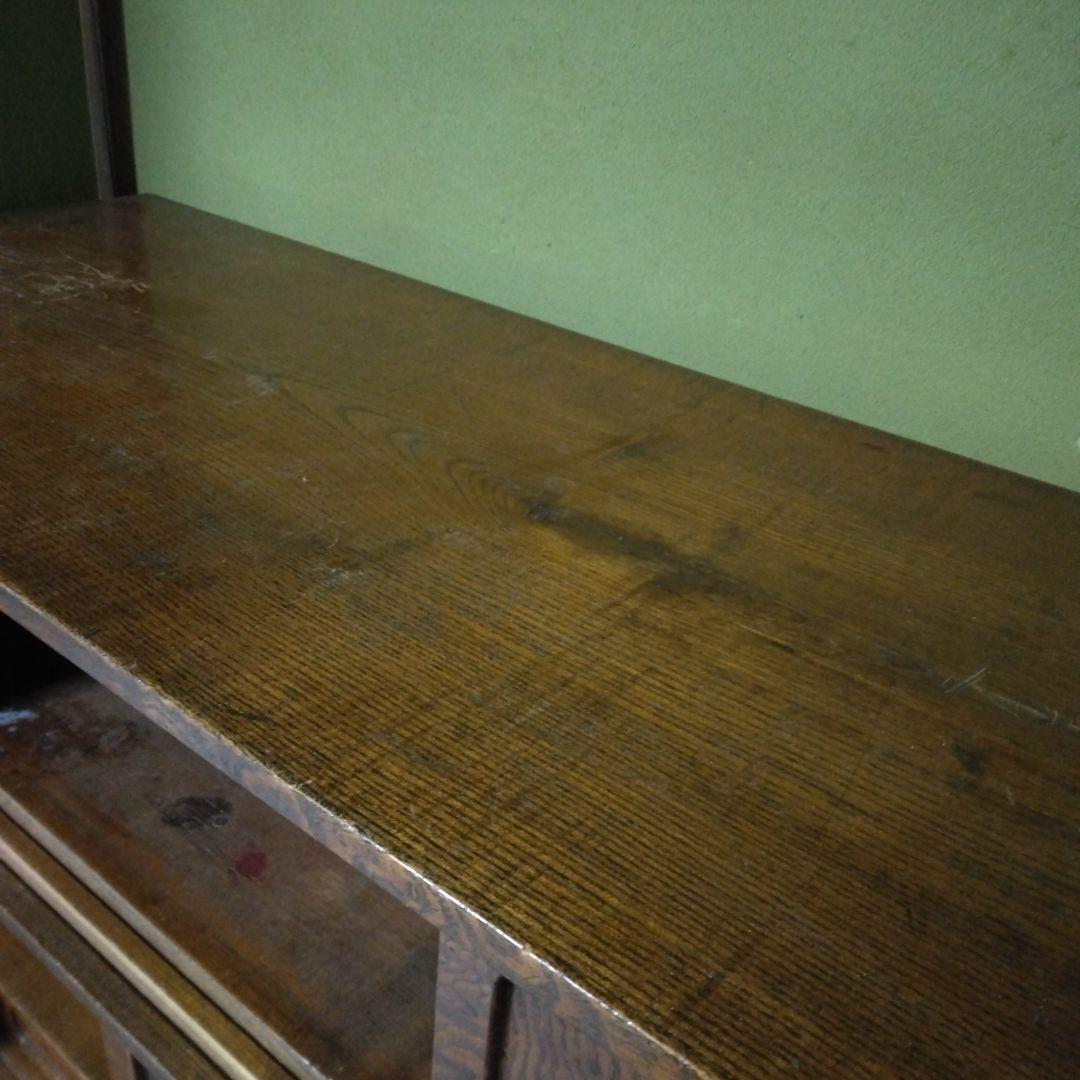 木製ガラス扉付き茶タンス