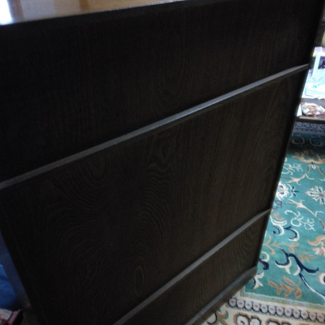 木製ガラス扉付き茶タンス