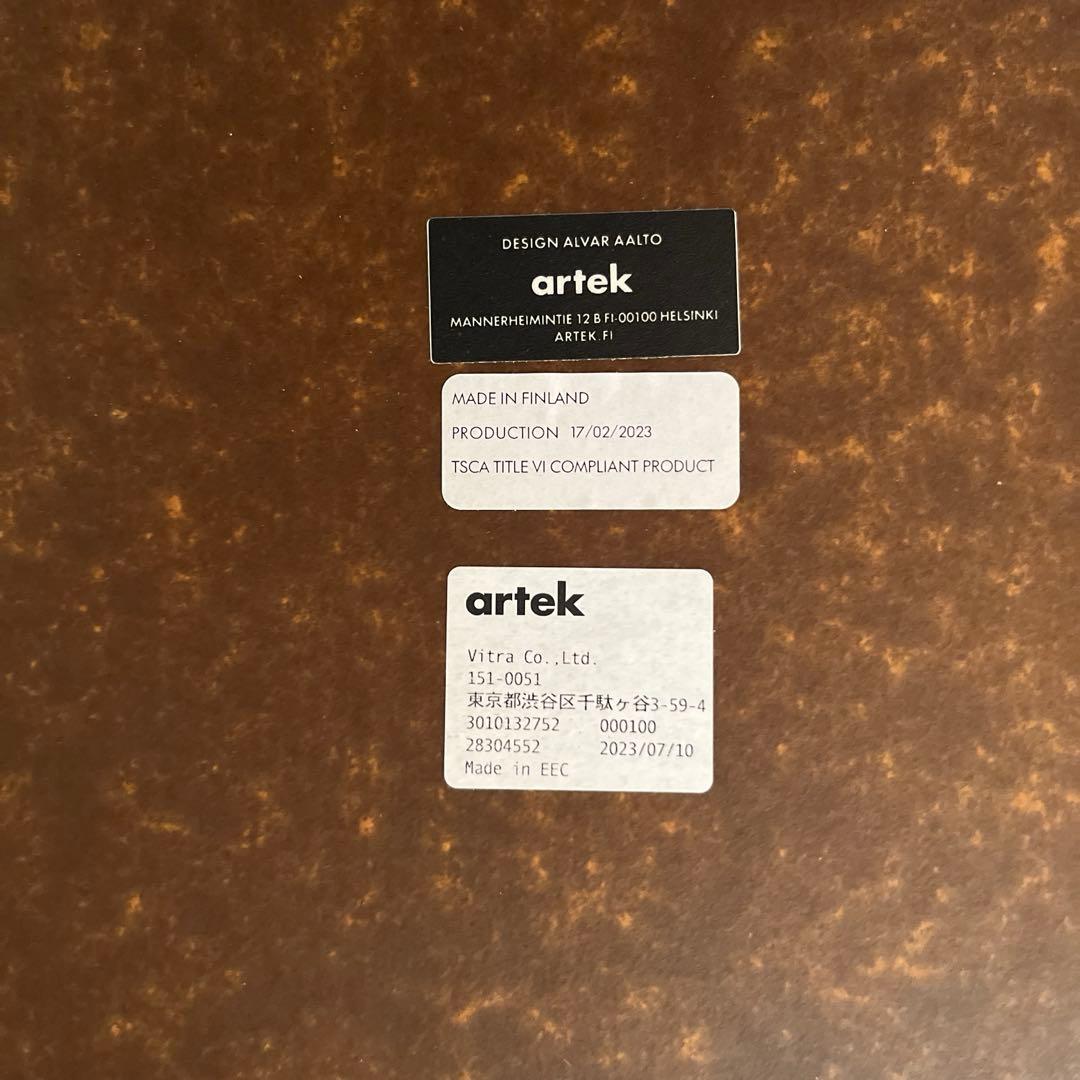 【00.020907】artek 81C テーブル　ホワイトラミネート