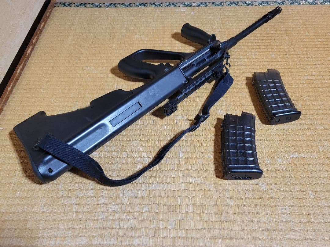 東京マルイ ステアーAUG スタンダード電動ガン