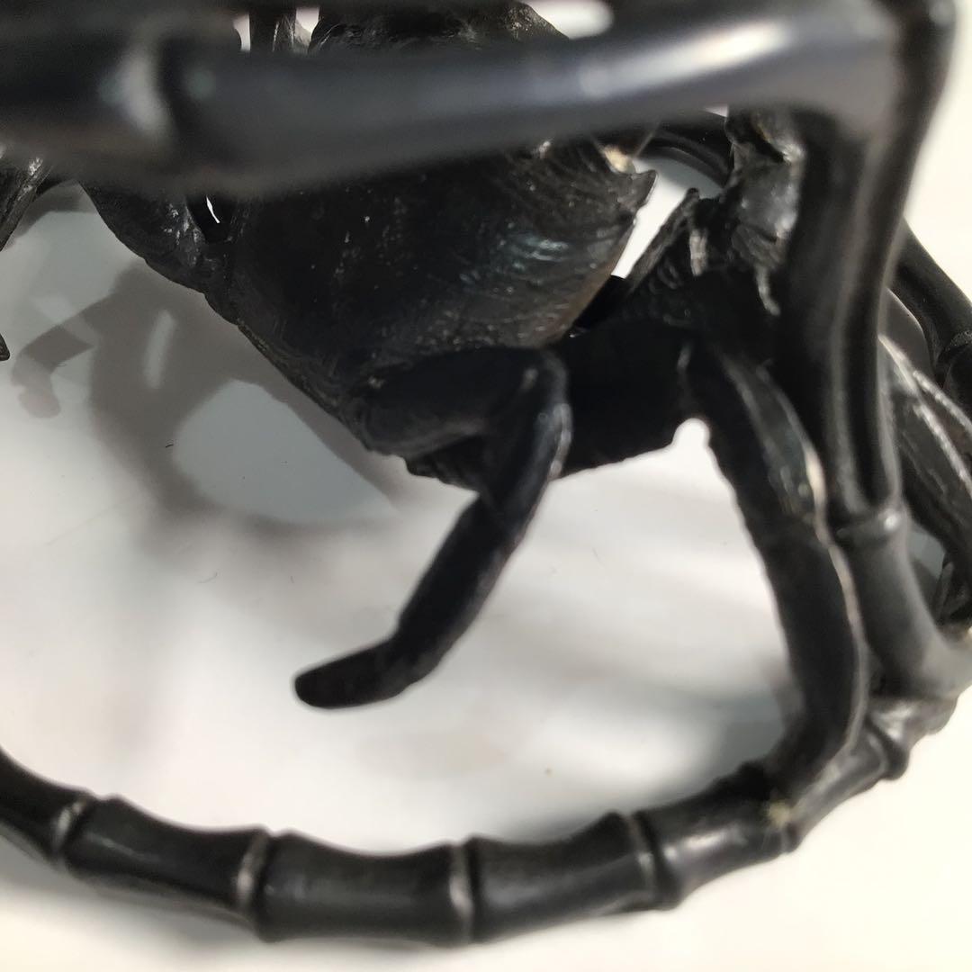 Ｍ５７７　蓋置　『一ノ瀬宗辰造』『砂張』『笹蟹蓋置』　共箱　茶道具