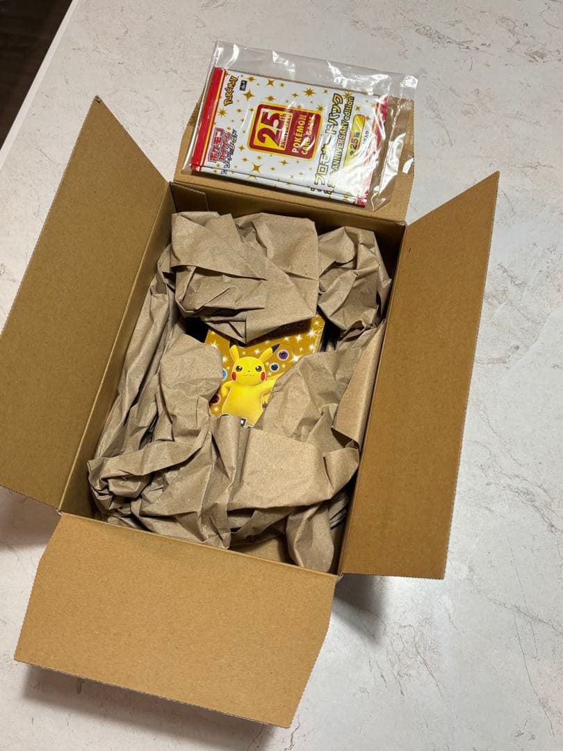 ポケモンカード 25th Anniversary Collectioシュリンク付