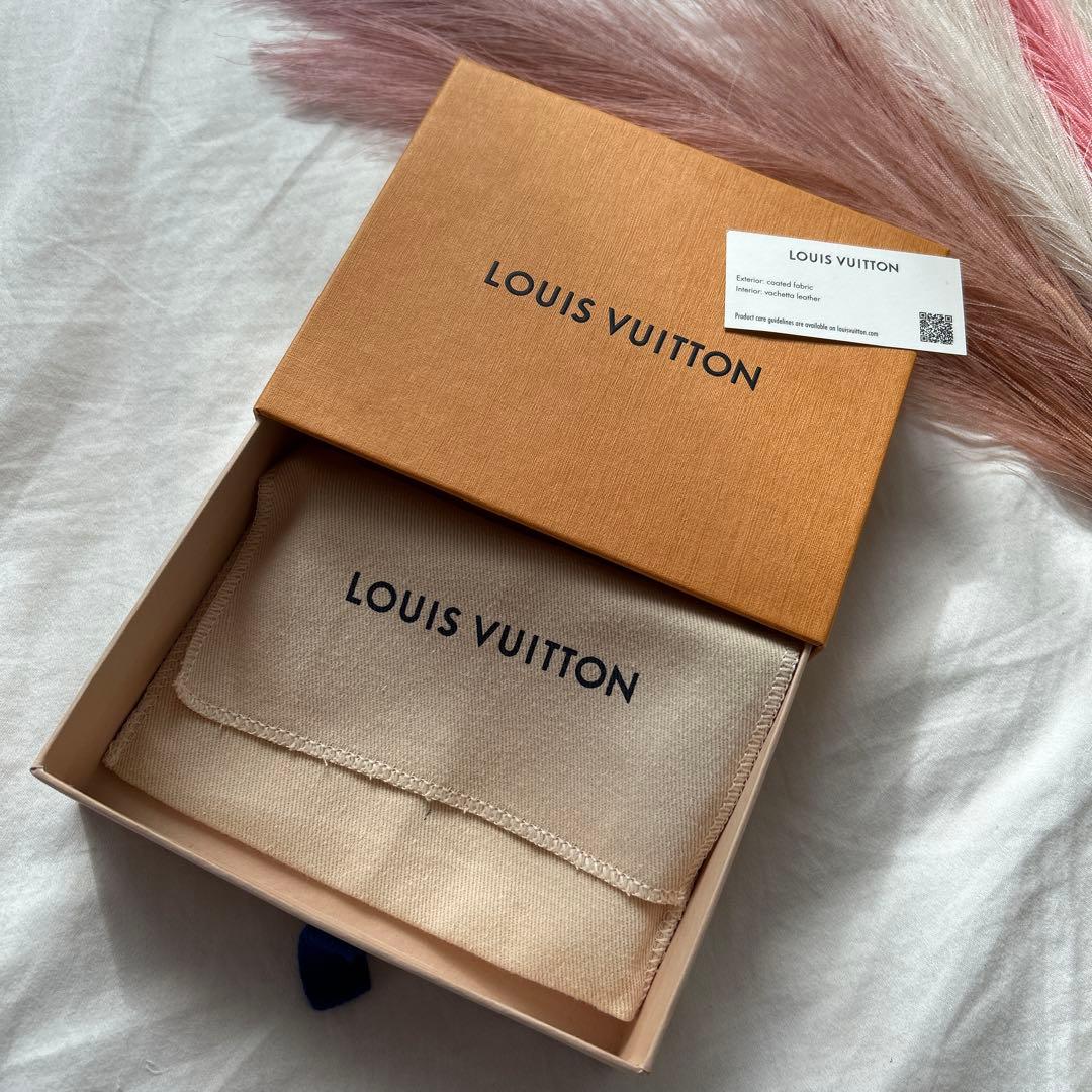 美品　LOUIS VUITTON ギフト箱　ミニウォレット　ギフトボックス