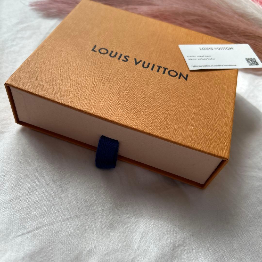 美品　LOUIS VUITTON ギフト箱　ミニウォレット　ギフトボックス