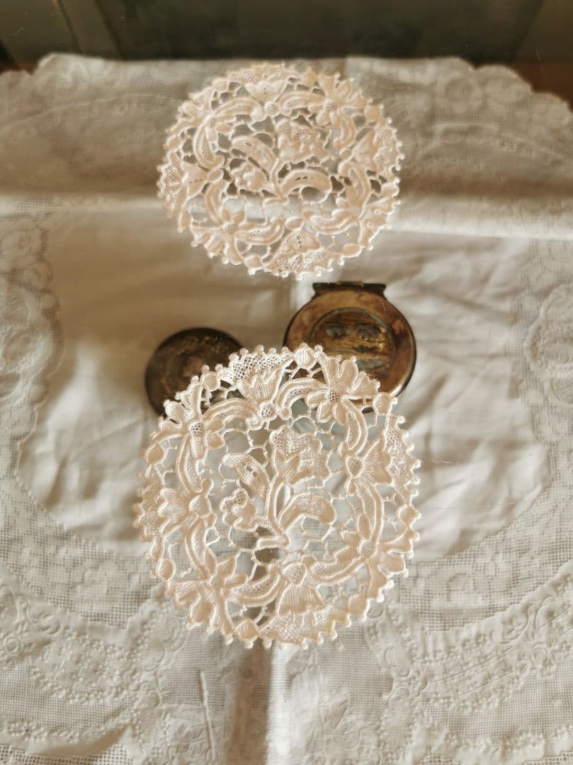 アンティーク ポワンドヴェニス カーネーション＆フラワープチドイリー ２枚セット