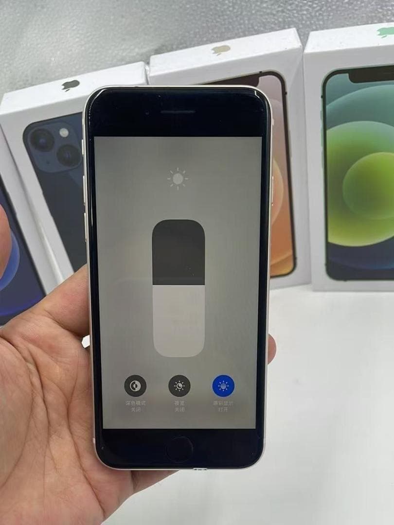 【超美品／バッテリー100%】 iPhone SE2 256GB 白色 フリー