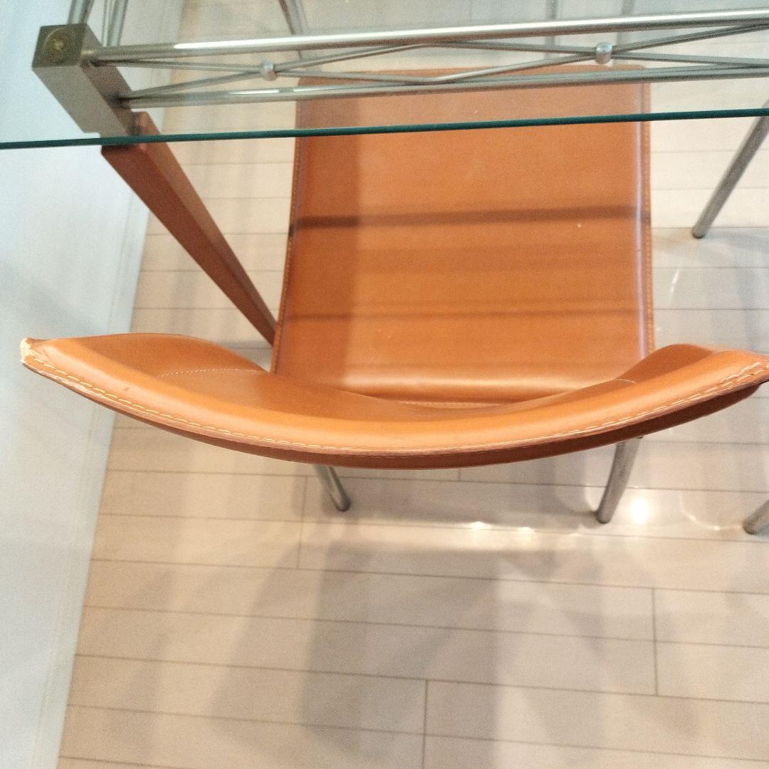 【イタリア製】ガラス製テーブルとレザーチェア4脚セット