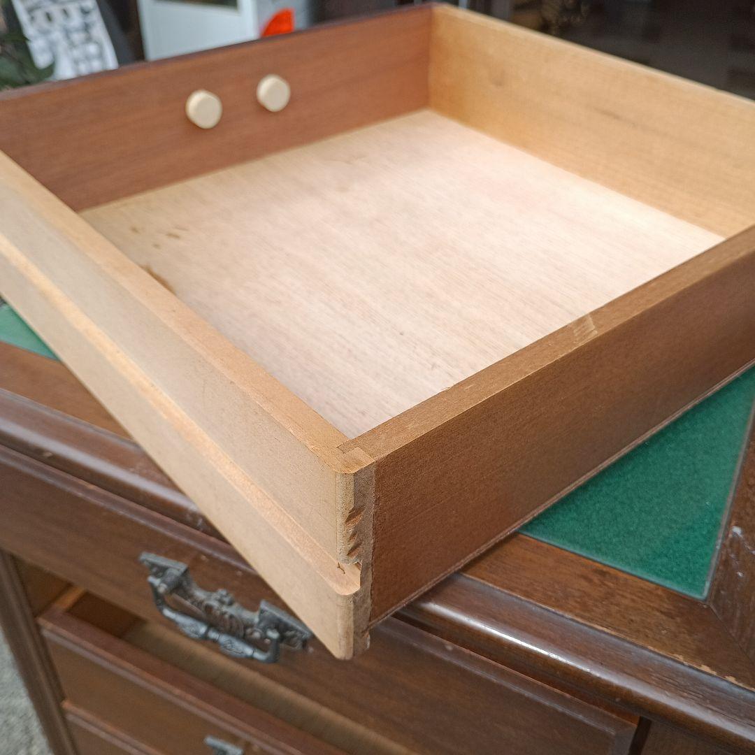 R*a様 4272）アンティーク風　スリムチェスト　引き出し　上面ガラス　難あり