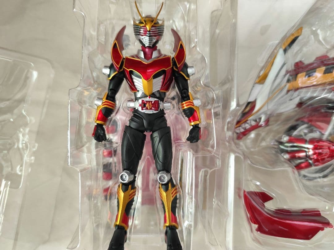 キャラクター MASKED RIDER RYUKI SURVIVE & DRAGRANZER