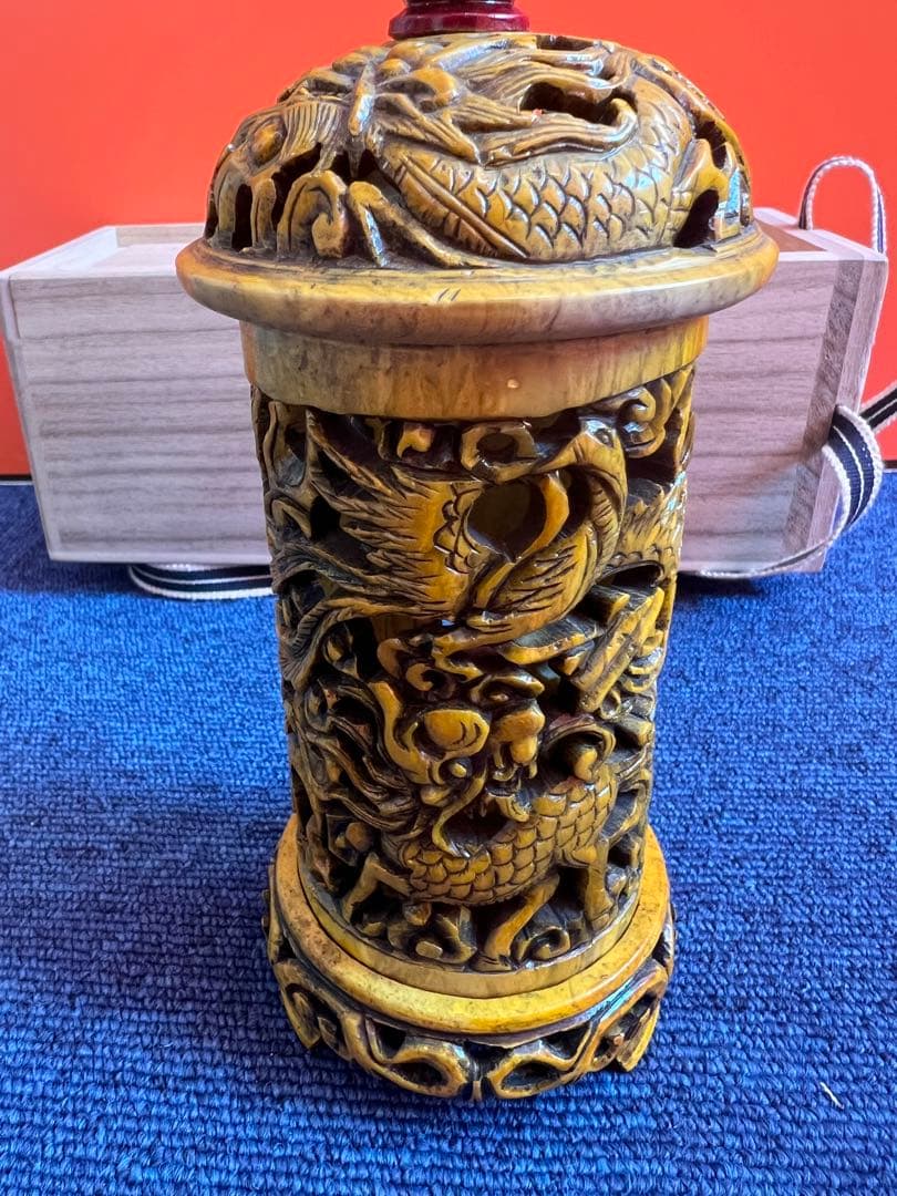 1104  中国　骨董　龍、亀模様　透かし彫り　香炉　時代物