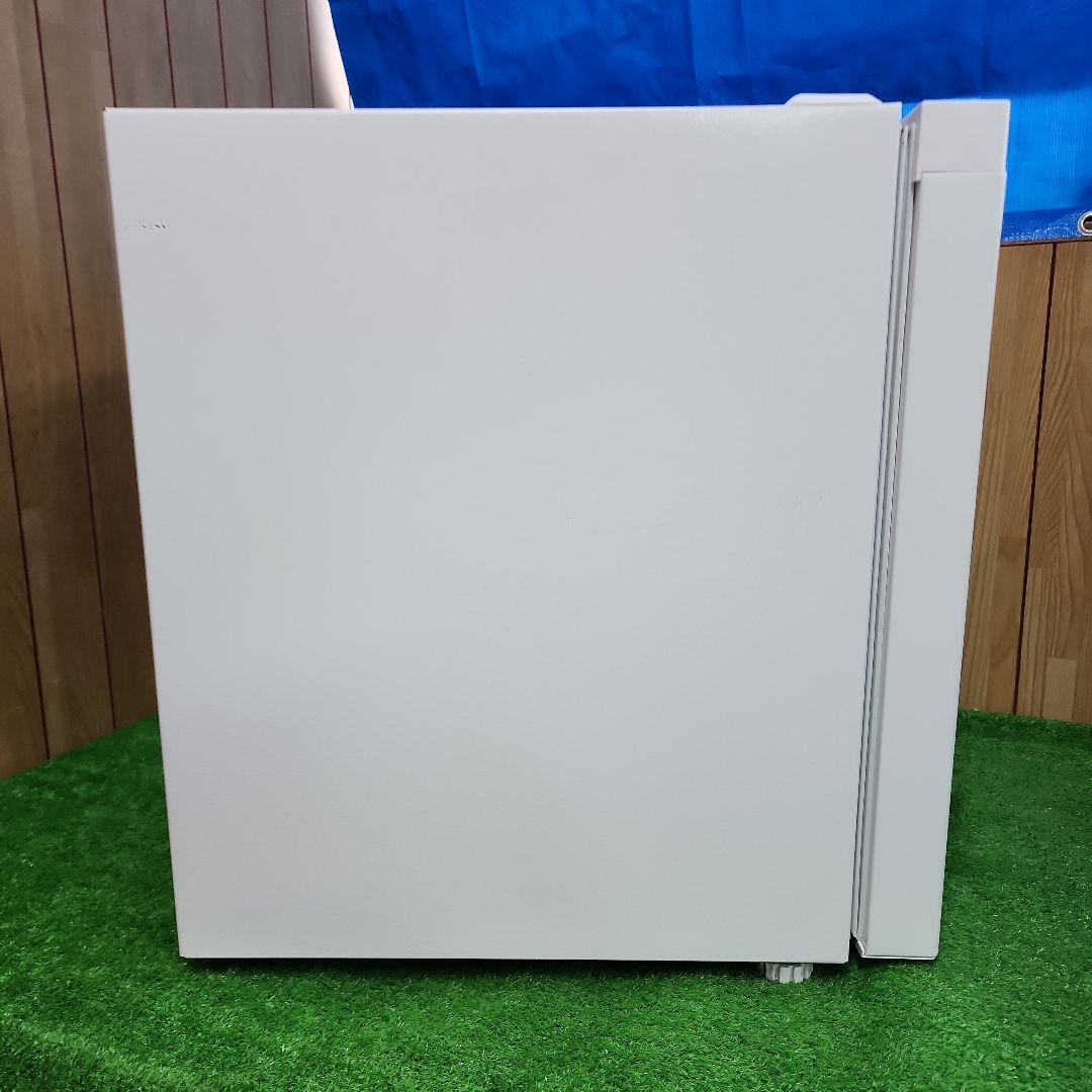 S31★美品 MAXZEN　22年製　冷凍庫JR031ML01WH 保証付き