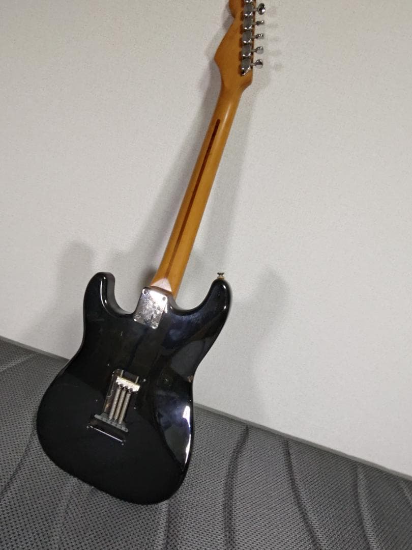 Fender Mexico製ストラトキャスター Squier