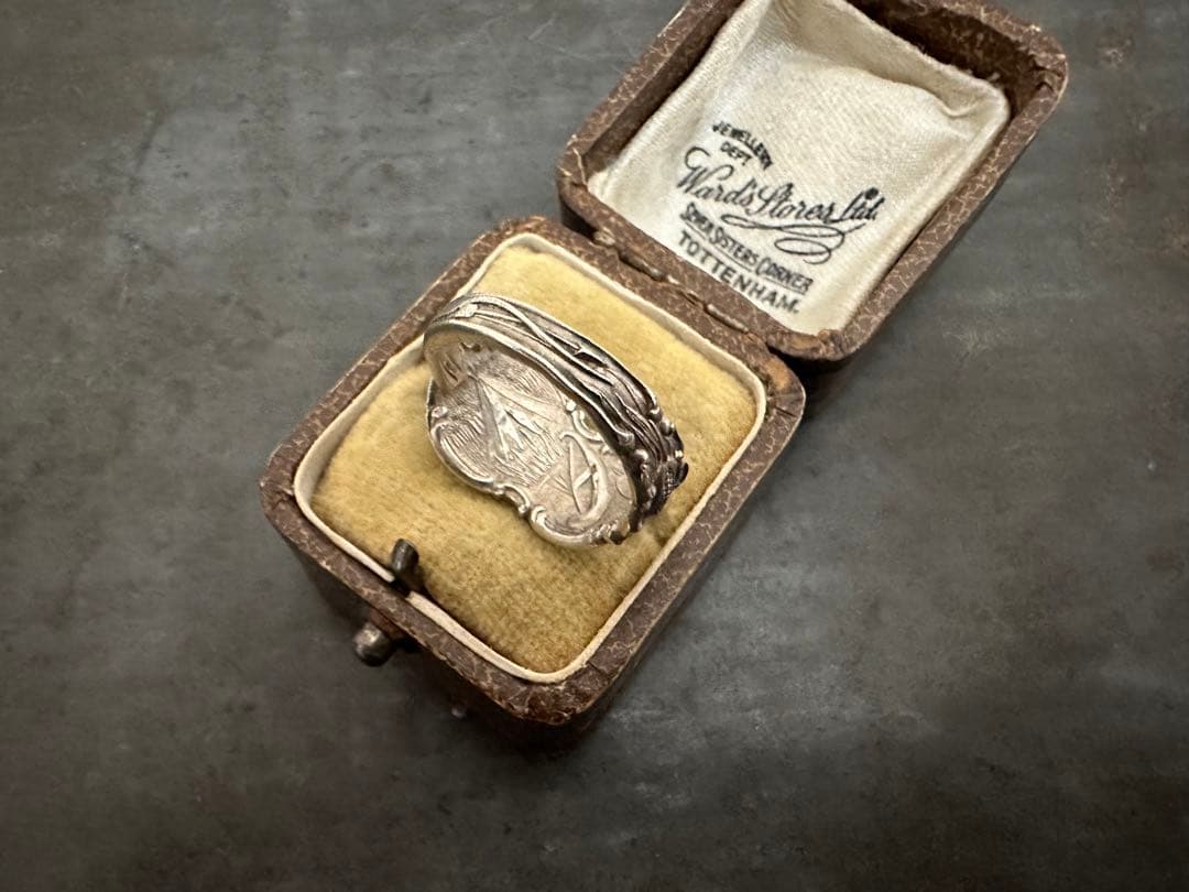 超希少　ヴィンテージ　リング　アンティーク　アメリカ　インディアン　シルバー