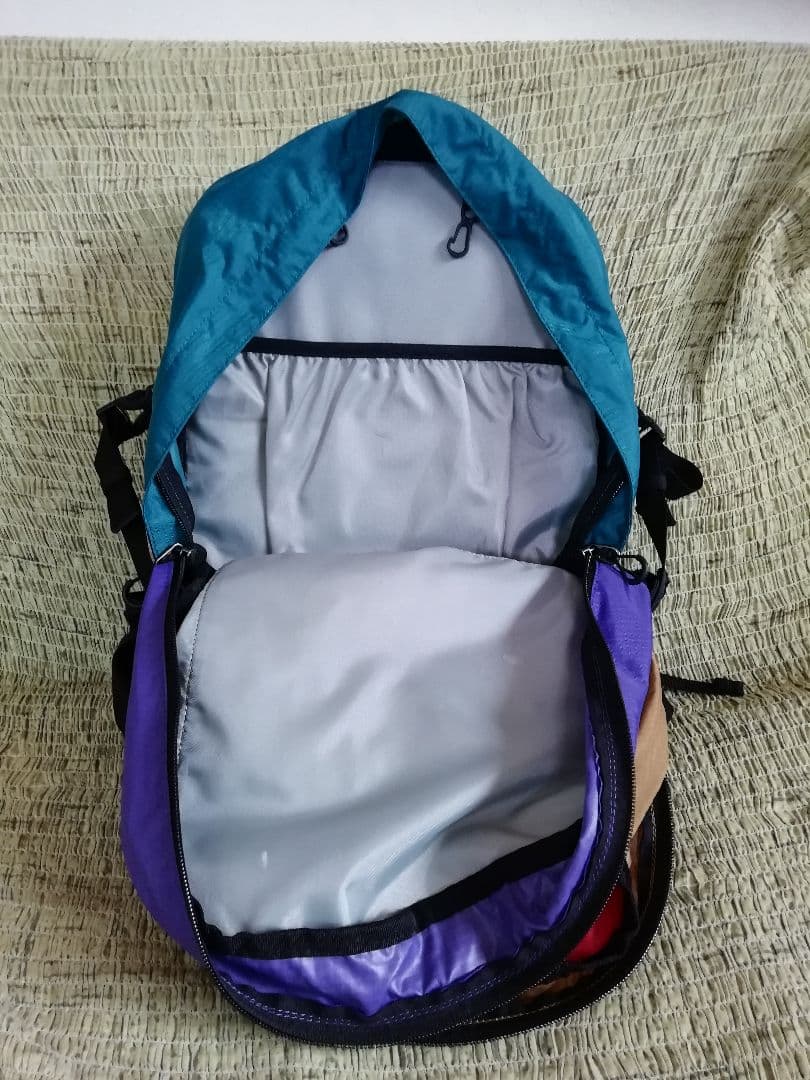 美品　CHUMS SPRING DALE 25 リュック