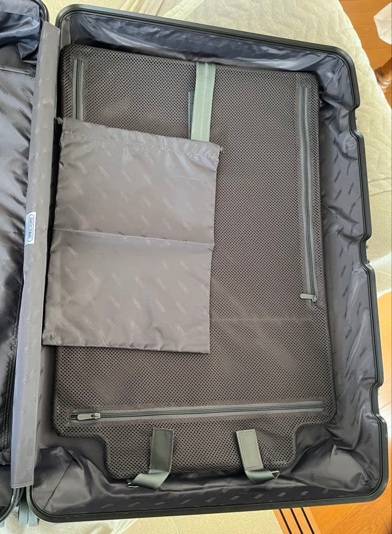 RIMOWA TOPAS ステルス 98L