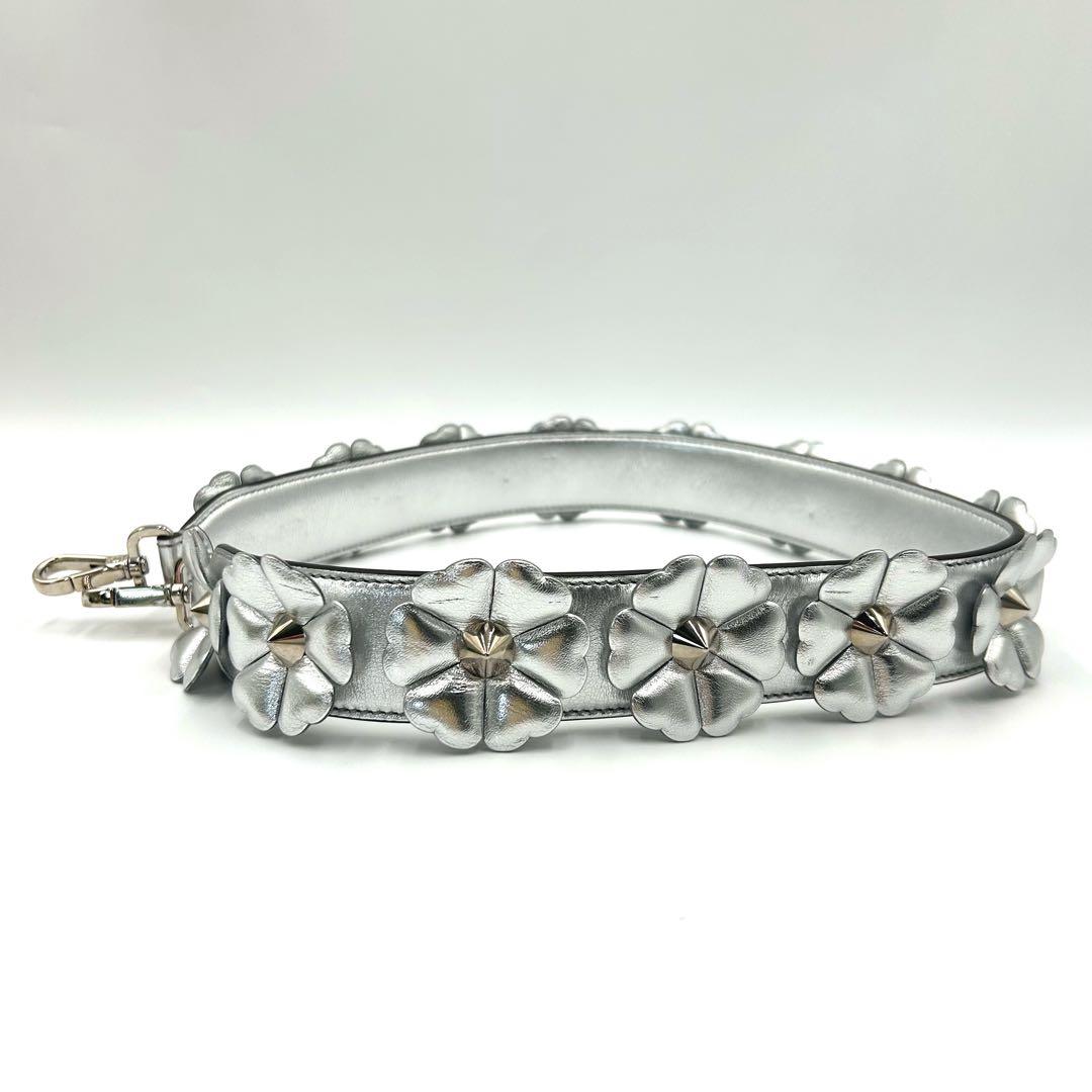 【美品】FENDI 　フェンディ　ショルダーストラップユー　シルバー