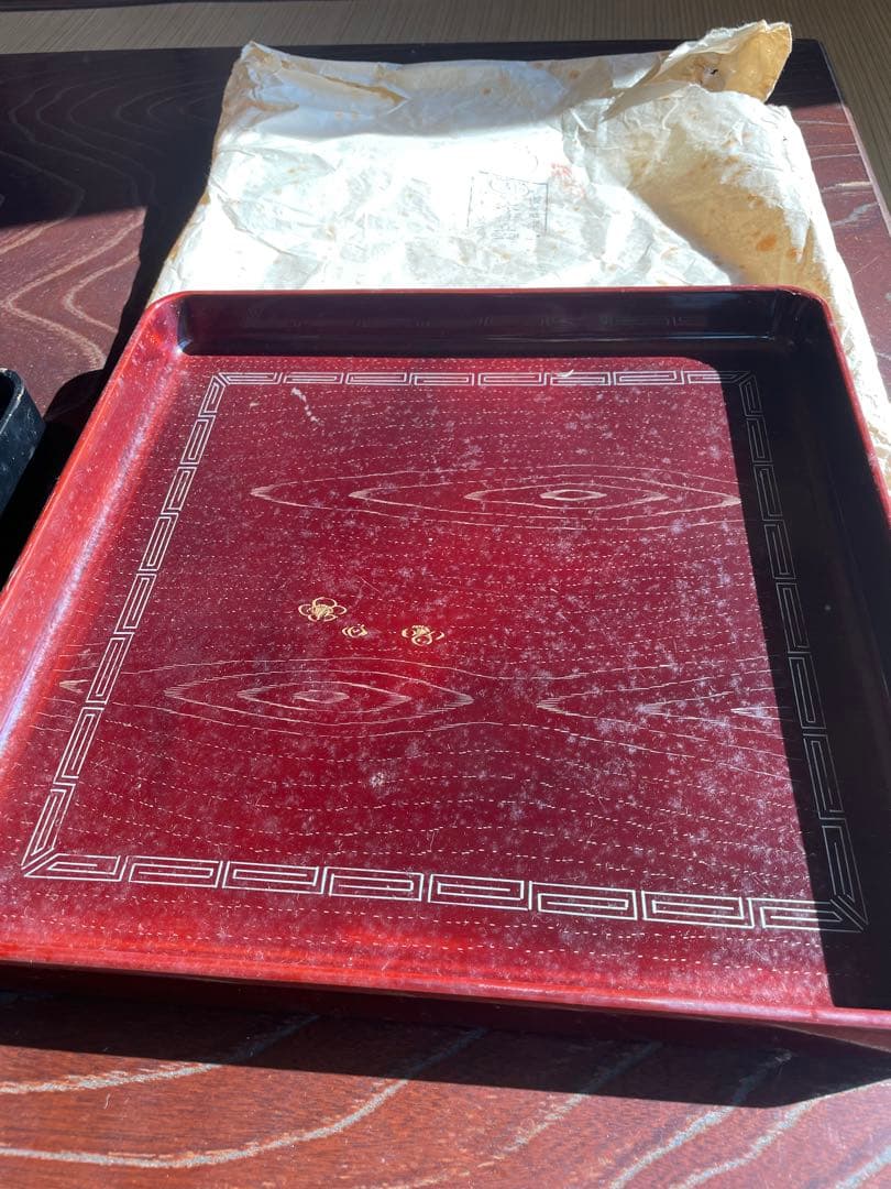 骨董品　木製収納木箱 手書き文字付き　2箱　100年前　御膳　16枚　木製御膳