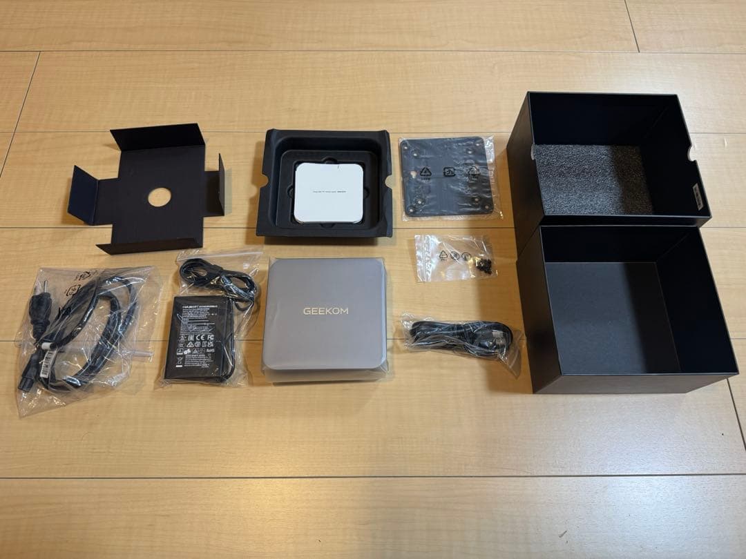 【ZUMI】GEEKOM GT1 mega Core U9-185h