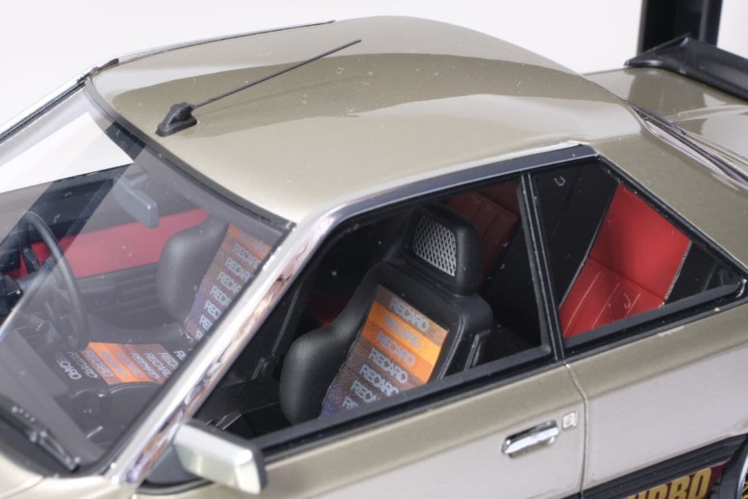 イグニッションモデル 1/18 日産スカイライン2000ターボRS-X