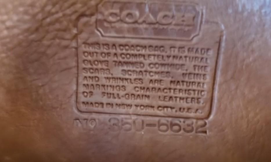 オールドコーチ ☆ USA製 NY刻印 レザー ターンロック ショルダーバッグ