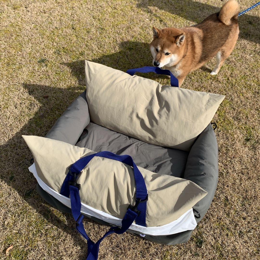 ペットカーシート ペットドライブボックス ペットキャリー　犬用カーシートＭサイズ