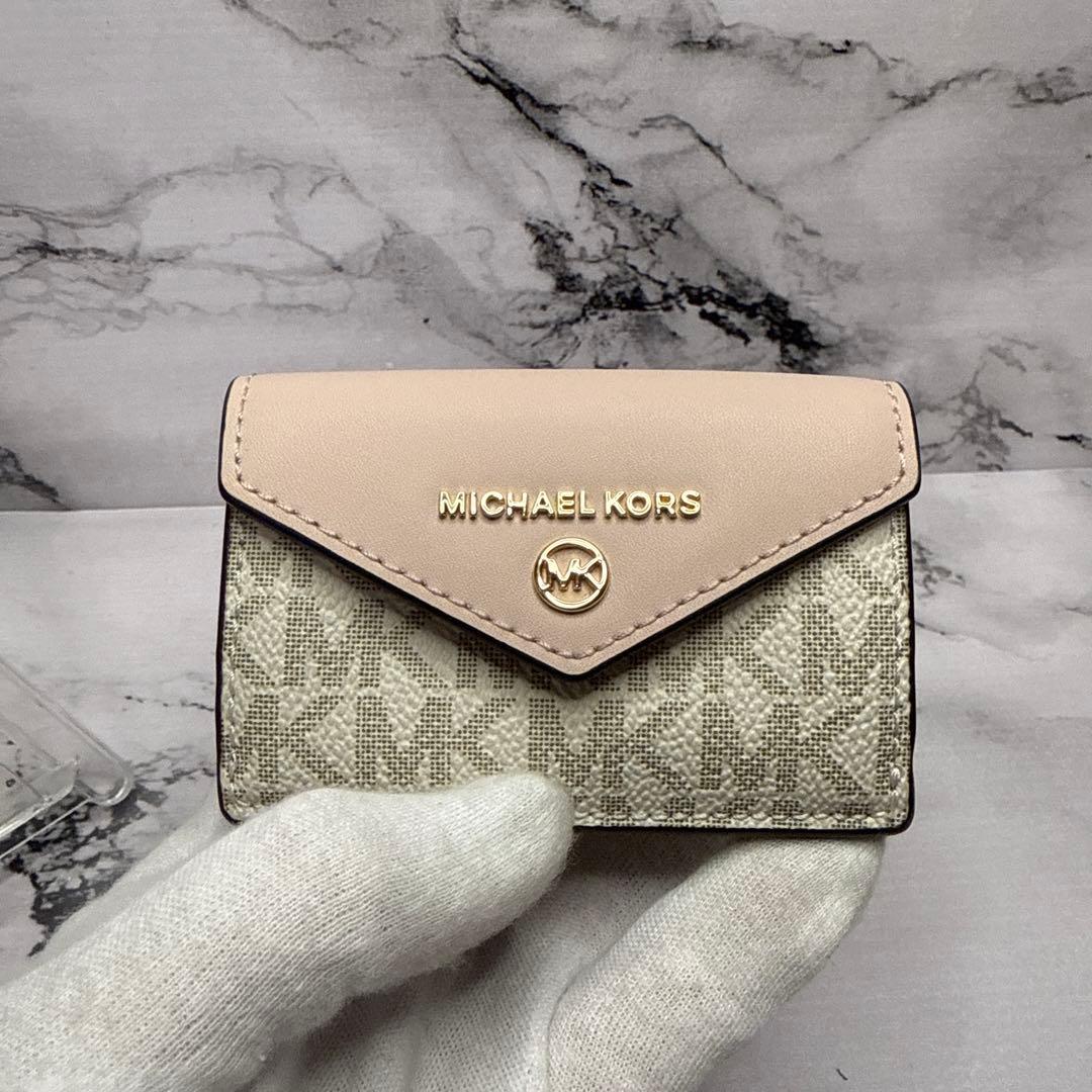 (未使用品)大人気、マイケルコース、ミニ財布、大人気デザイン、総柄、PVC地、金