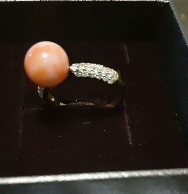 珊瑚とダイヤのK18リング15号サイズ