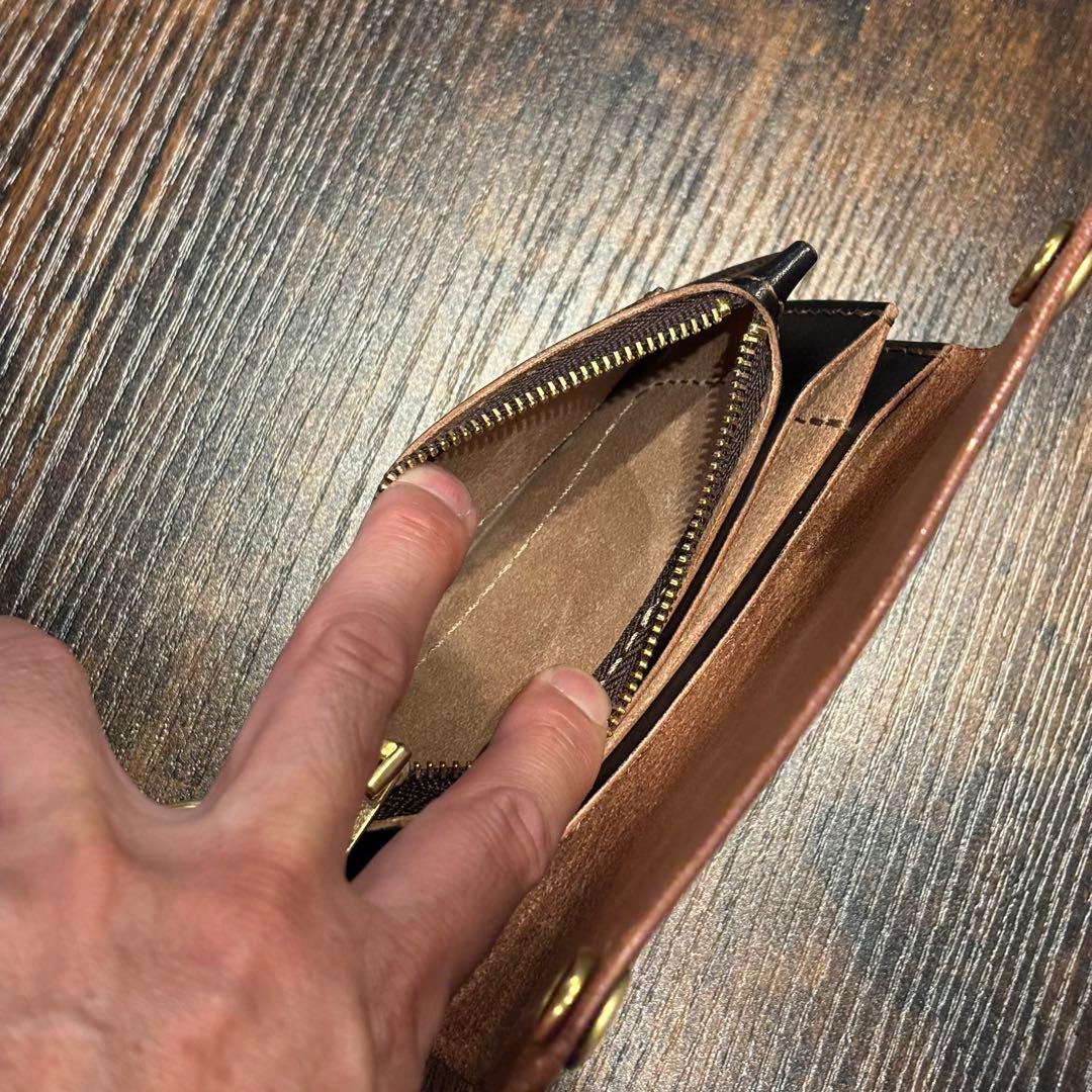 栃木レザー　ミドル　トラッカーウォレット　茶芯ブラック