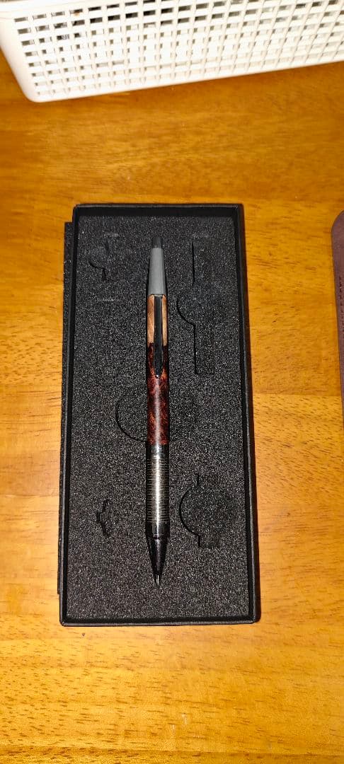 【新品】Steef & Co ST Draft ホンジュラスローズウッド特上瘤