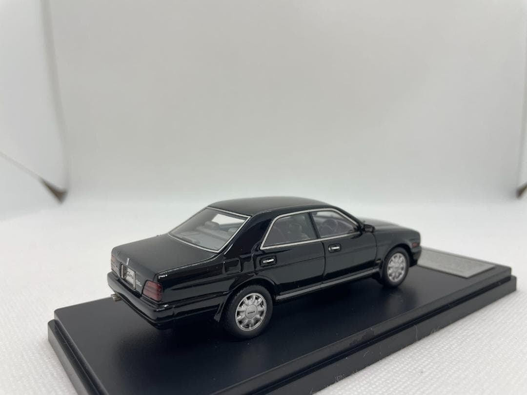 402-603 Hi-Story 1/43 日産 GLORIA V30