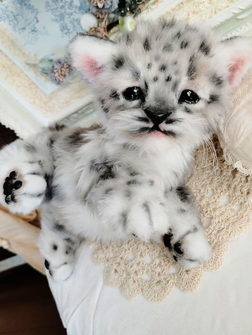 ユキヒョウベビー♡赤ちゃん♡アートドール♡ぬいぐるみ♡