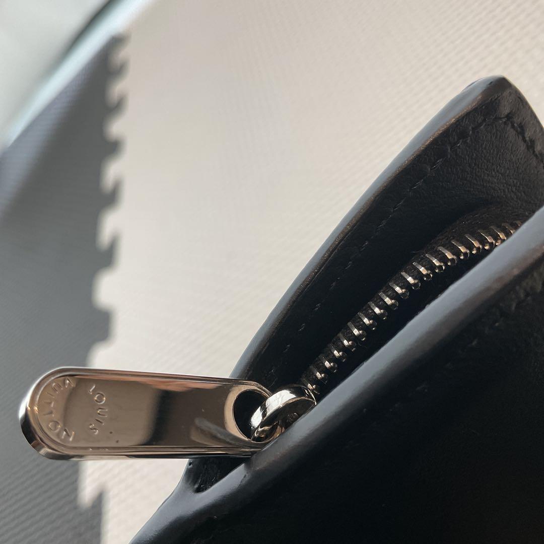 ポルトフォイユ・ヴィクトリーヌ 今日限定値下げです⭕️