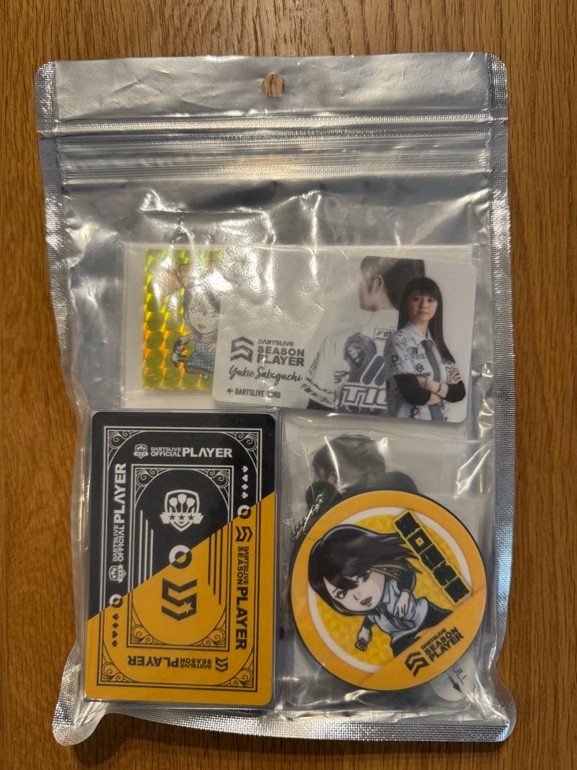 坂口優希望選手グッズ　ダーツライブカード
