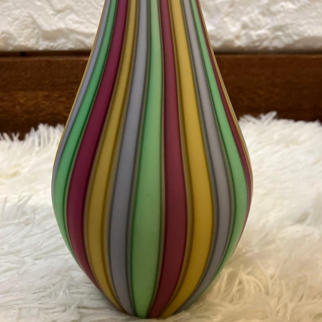 一輪挿し　花瓶　ベネチアンガラス調