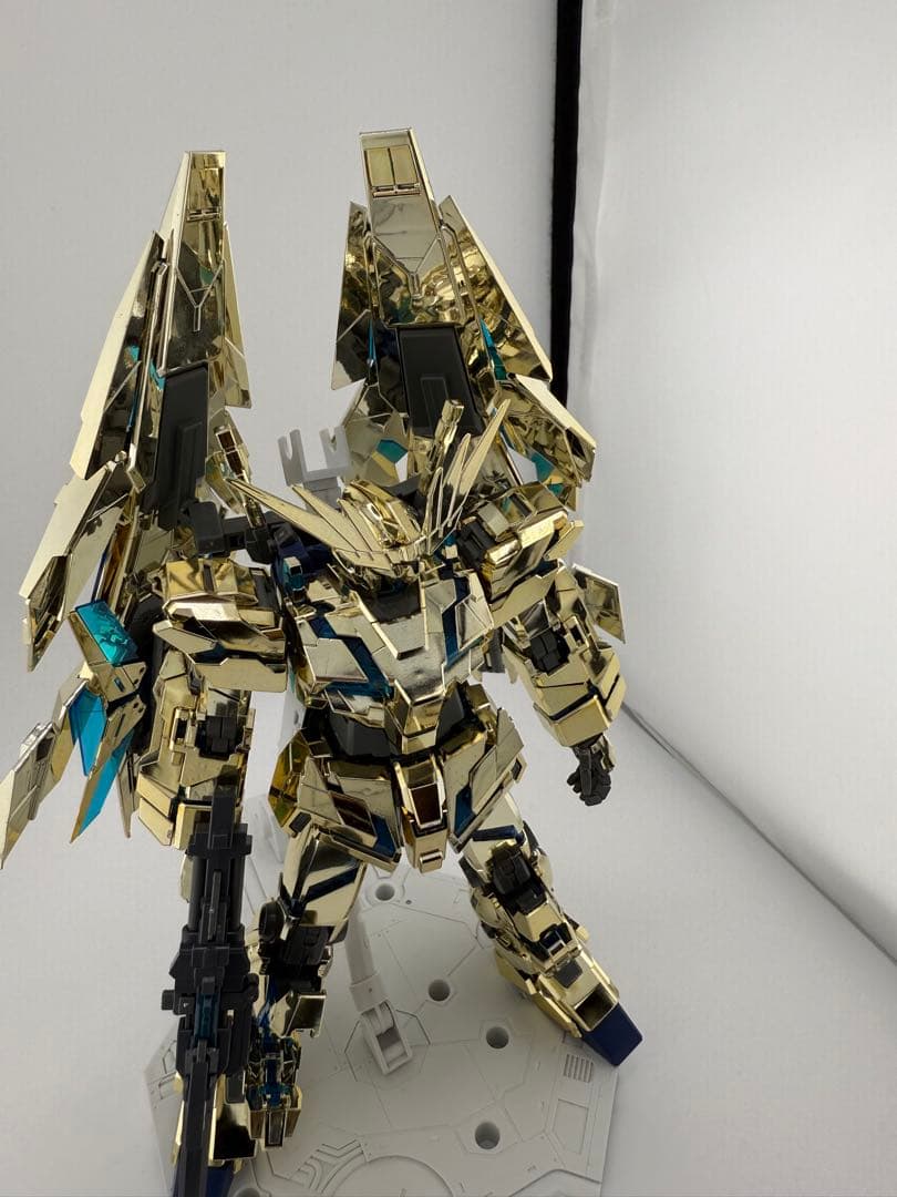MGユニコーンガンダム3号機フェネクス ガンプラ