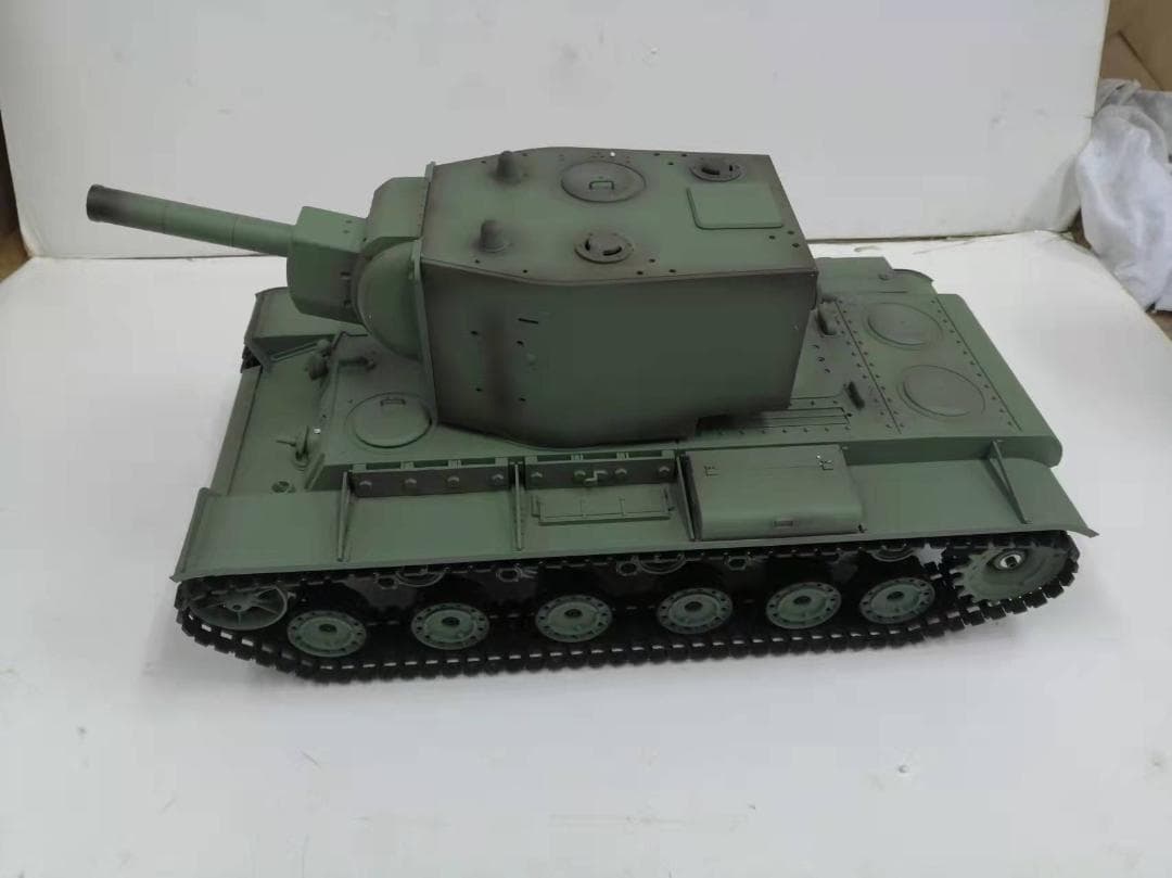 1/16サイズ戦車ラジコン　ソ連KV-II　ギガント　ヘンロン3949-1