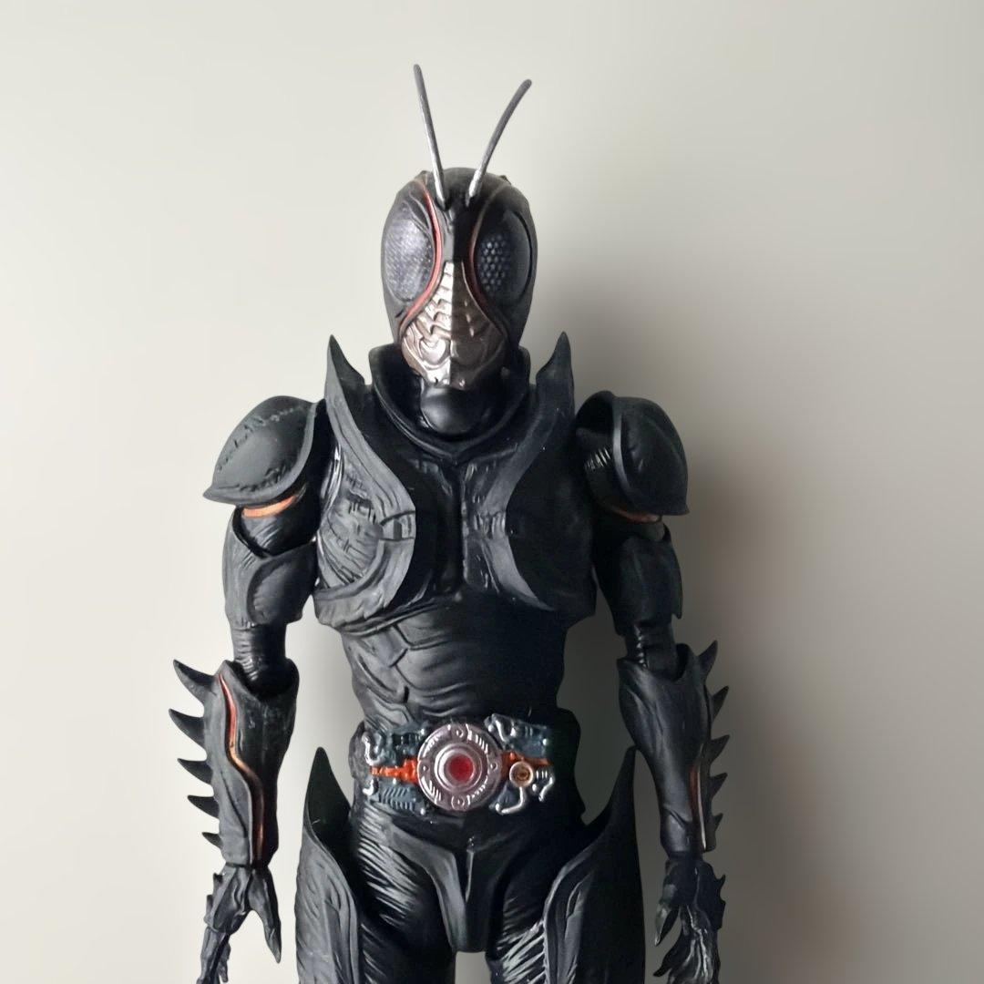 SHフィギュアーツ 仮面ライダーブラックサン、シャドームーン【中古】