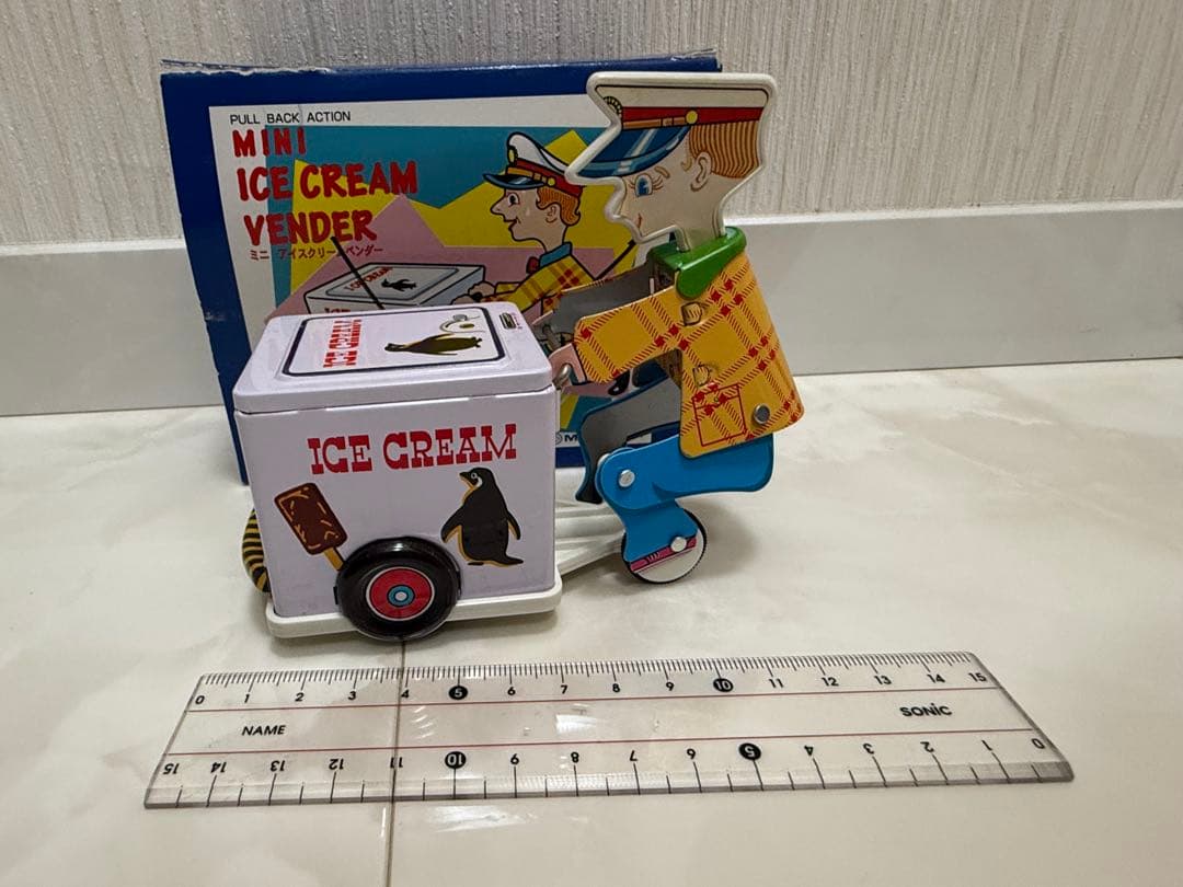 【ブリキのおもちゃ博物館館長　北原照久さん　直筆サイン入り】