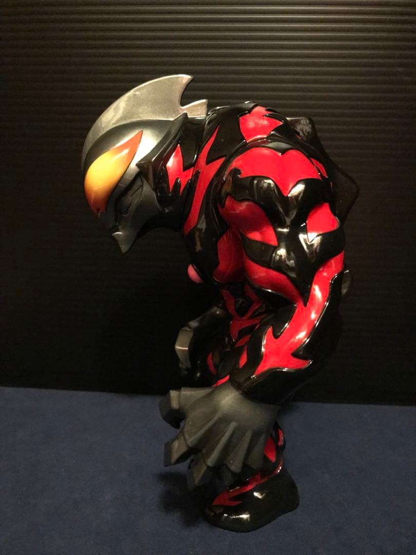 墓場の画廊×ももこ（Momoco Studio）ウルトラマンベリアル　フィギュア