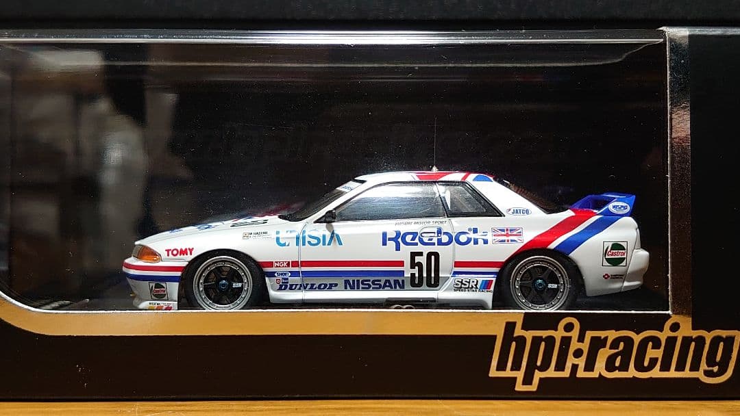 1/43 hpi リーボック r32 bnr32