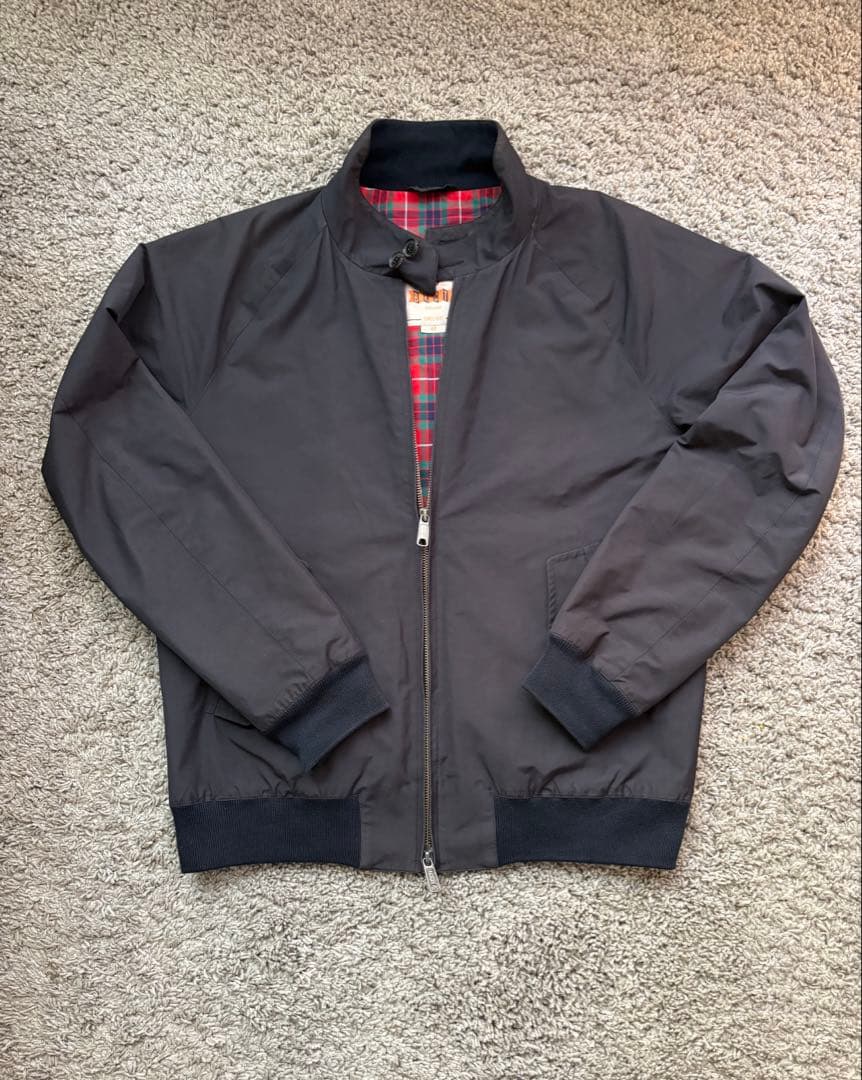 パラグータ　baracuta g9