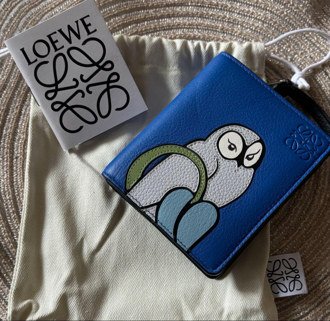 ロエベ 財布　ジップウォレット